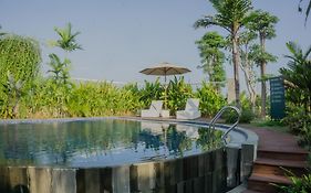 Sawah Tamanan Villa&Resort